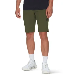 Hiking V Shorts