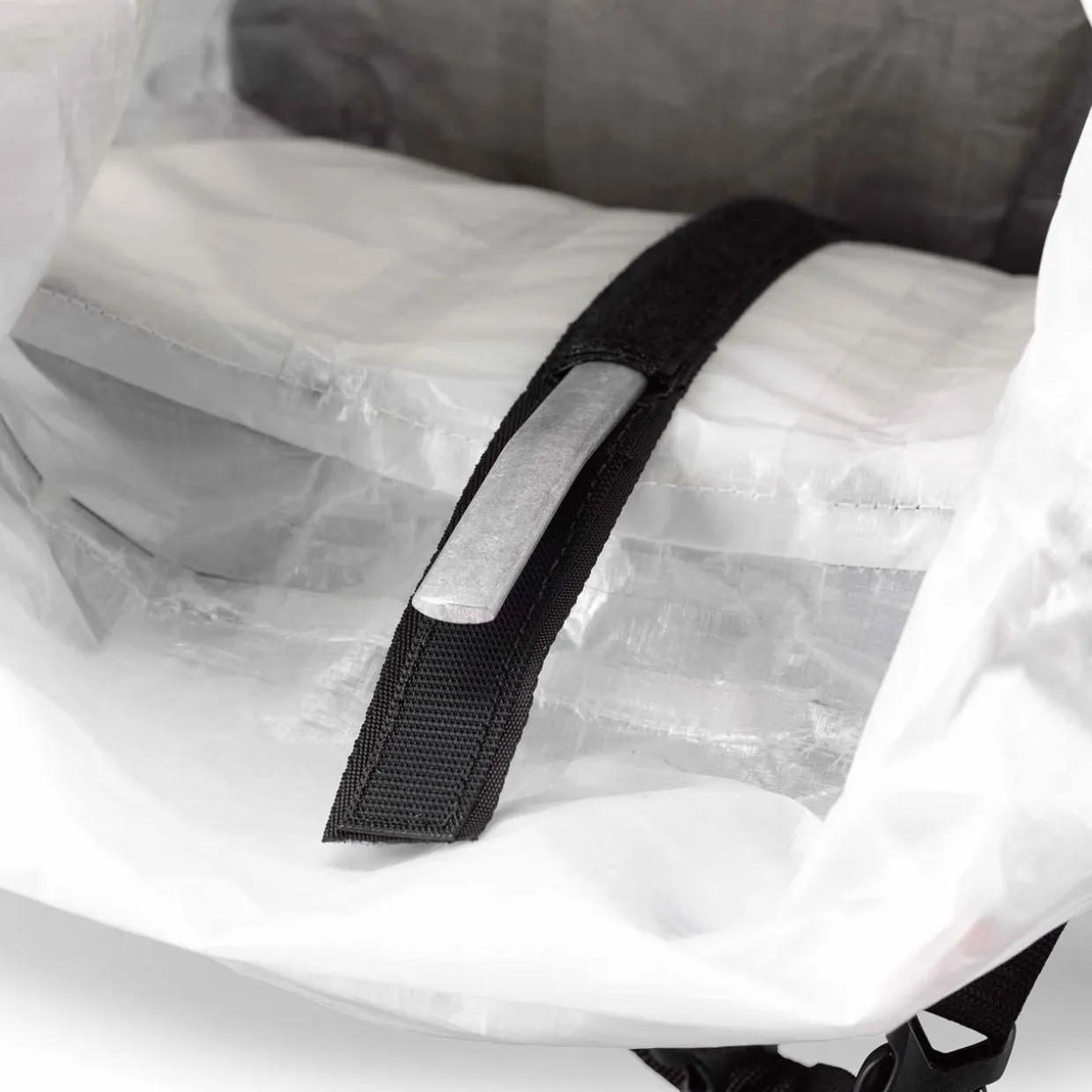 Unbound 40 Rucksack - White DCH50