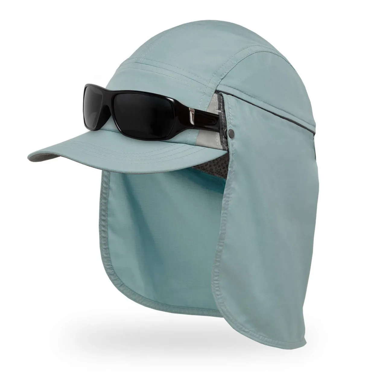 VaporLite Cape Cap